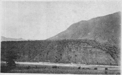 Épaisseur du Conglomérat aurifère en amont de Kin-Kiang Leclère, André. « Étude géologique et minière des provinces chinoises voisines du Tonkin »